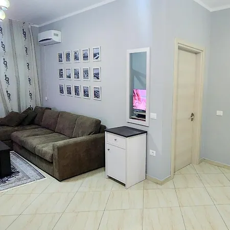 Pleasing Place With Free Parking On Site In Tirana Komuna E Parisit Extérieur photo
