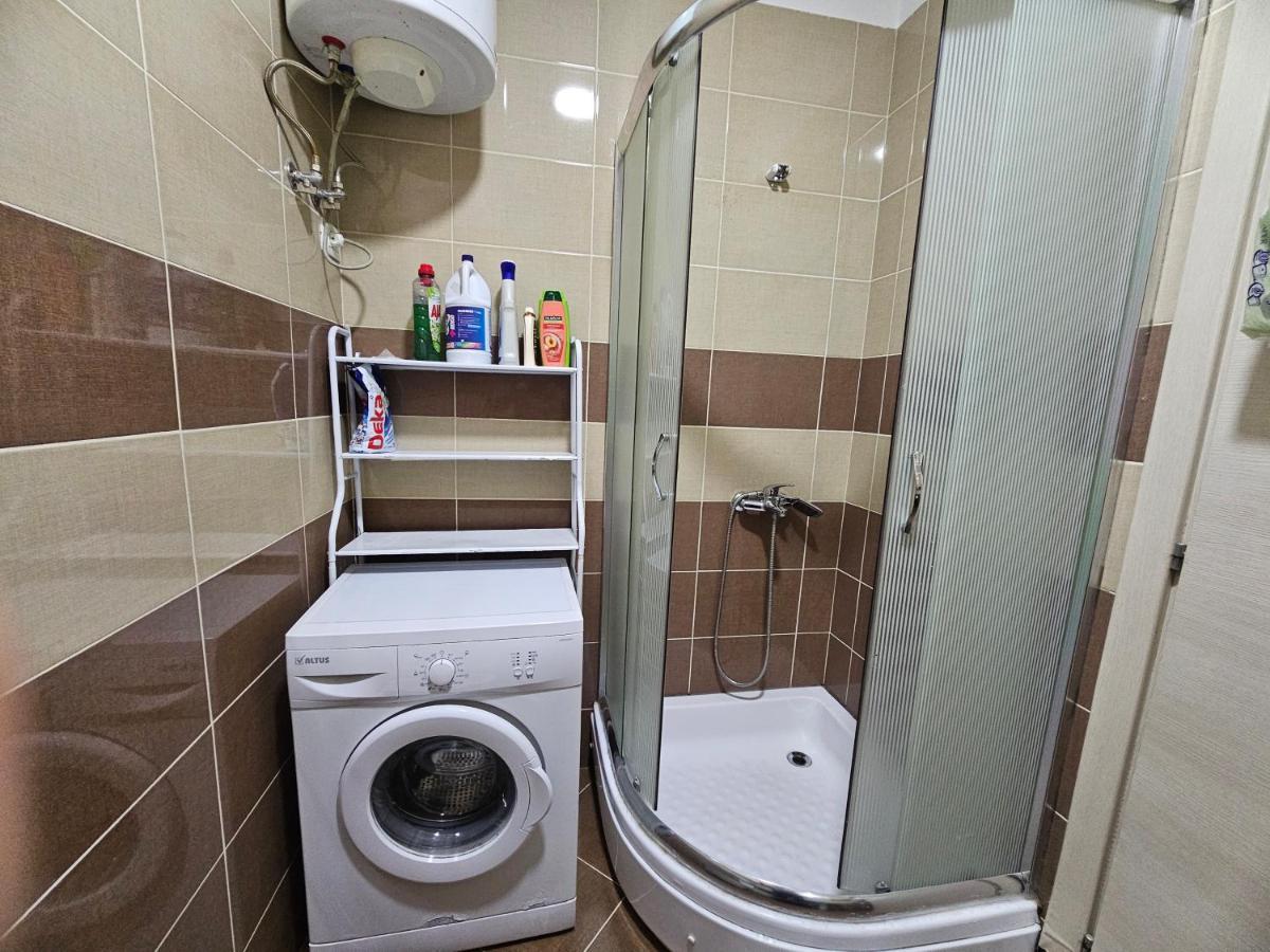 Appartement Pleasing Place With Free Parking On Site In Komuna E Parisit *